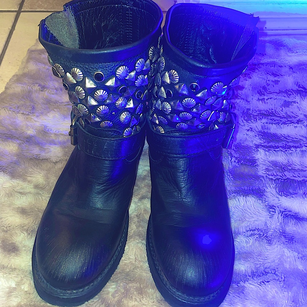 ASH NICKEL STUDDED BLACK LEATHER BIKER BOOTS SIZE EU 37.5=6.5 US WOMENS